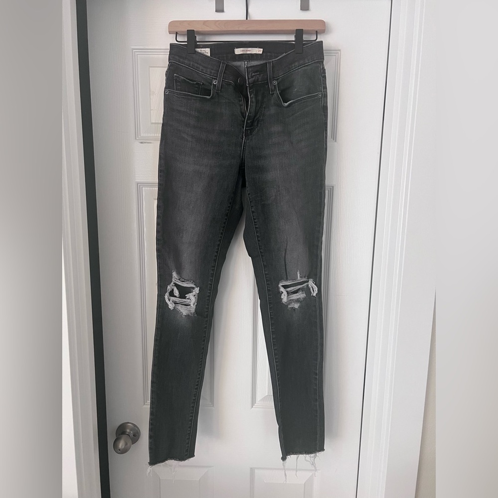 Levi’s Curvy Skinny Jeans